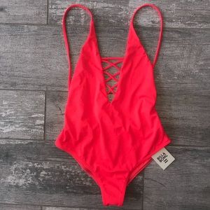 🔥🔥RVCA - ONE PIECE SWIMSUIT🔥🔥